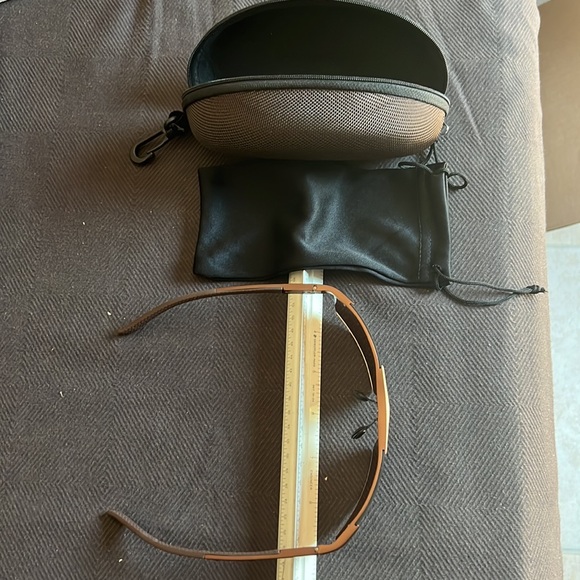 Soxick Bronze - Sport Wraparound sunglasses New w/zippered Case - Picture 2 of 8